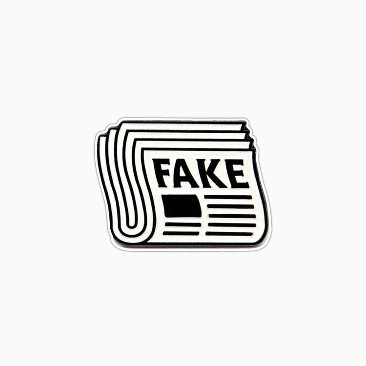 استیکر لپ تاپ و موبایل بووم طرح Fake News کد BM38